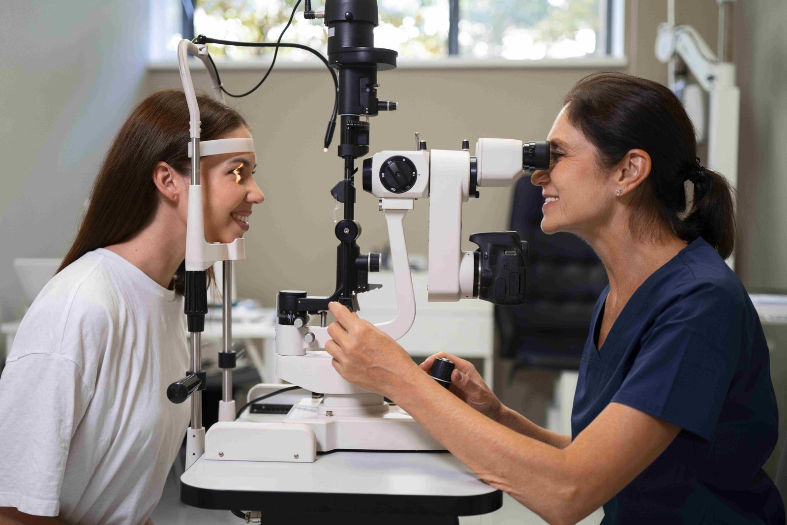 Finding Your Perfect Fit: Specialized Contact Lenses